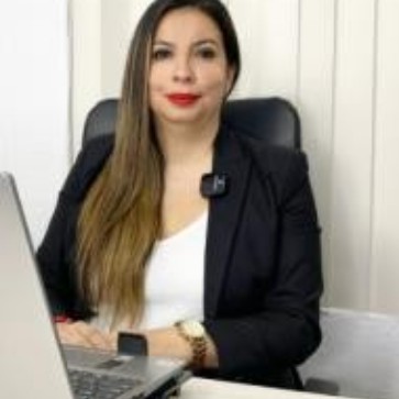 Ana María Reinoso