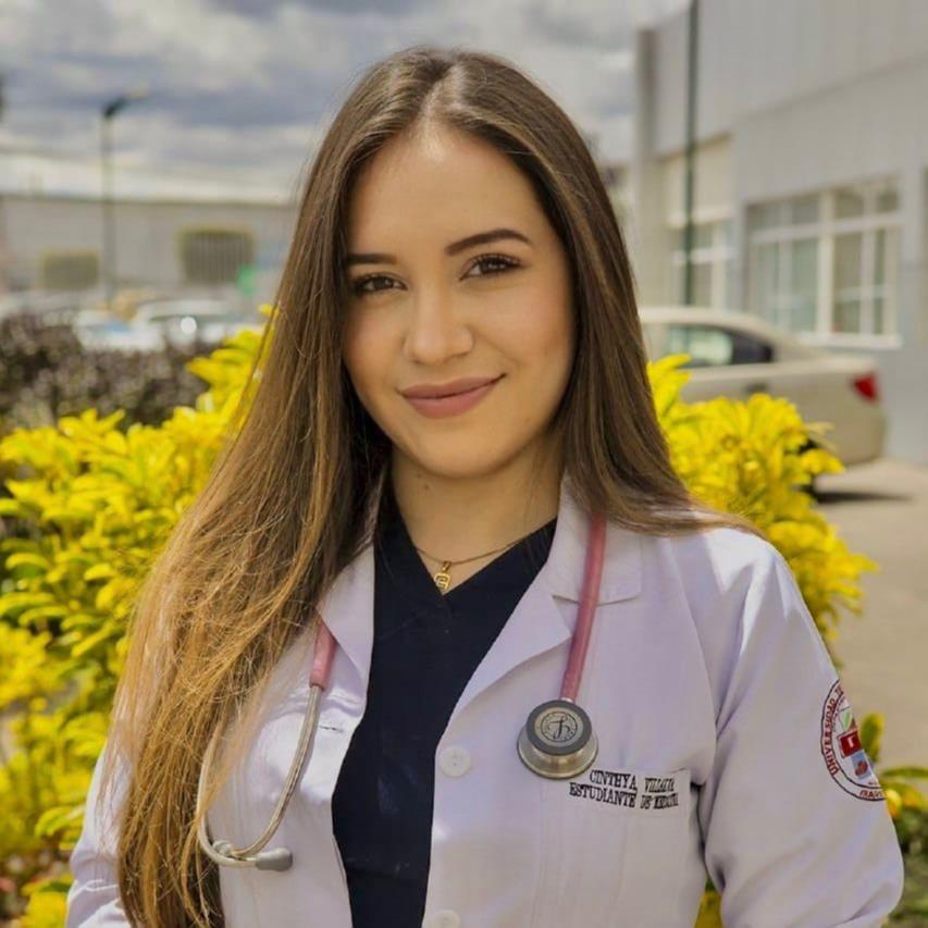 Cinthya Julissa Villalva Pozo