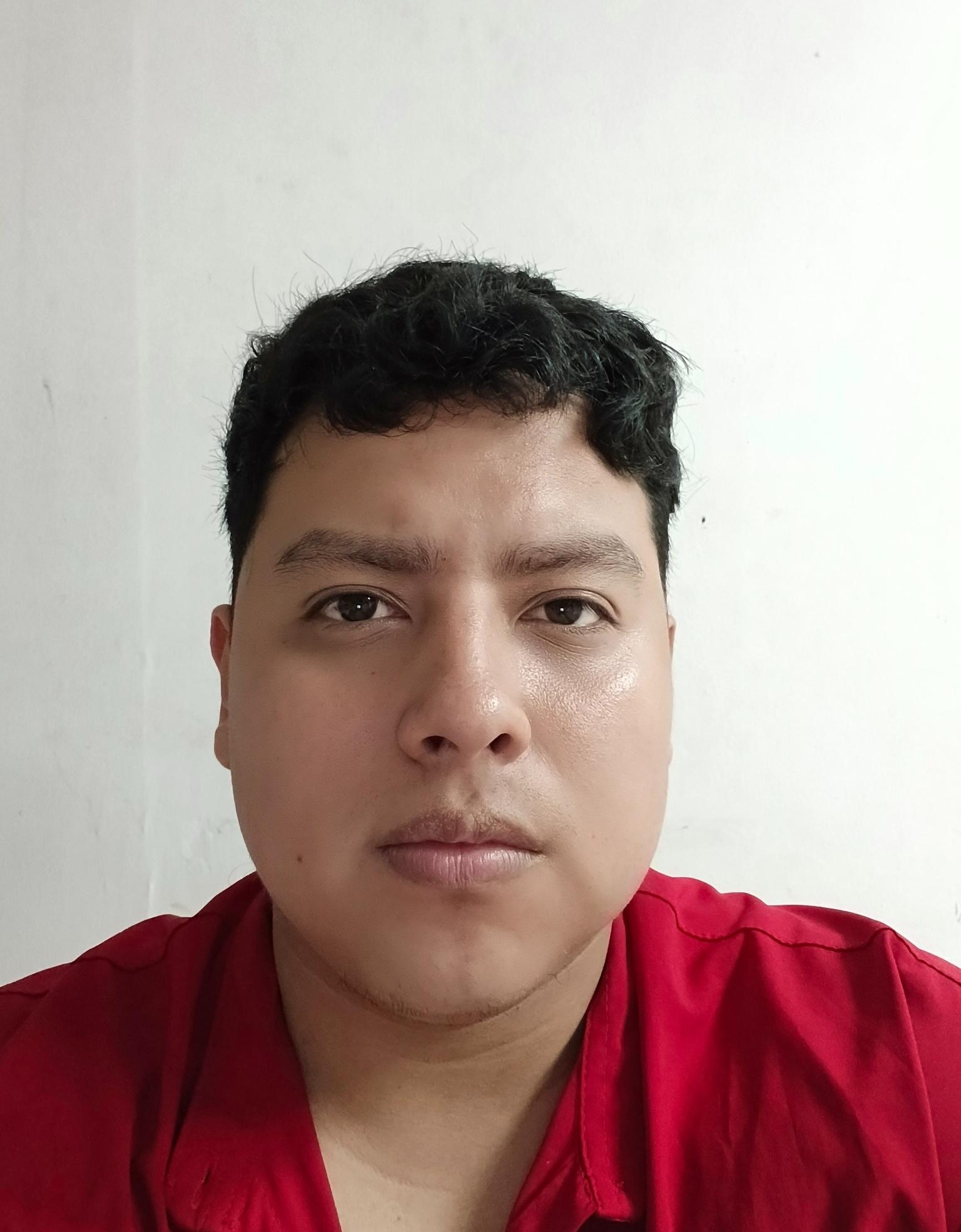 Oscar Enrique Tumbaco Falconi