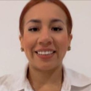 Cinthya Denisse Burgos Barrera