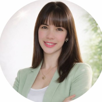 INÉS DANIELLY LEÓN HERRERA