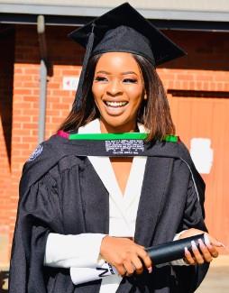 Yolanda Nyolukana