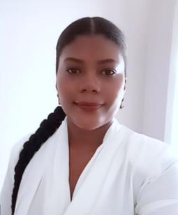 Lliris Tatiana Quiñonez Ortiz