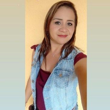 Andrea Elizabeth Tixi Silva