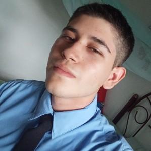 Yoryi Andrés Zambrano Casanova