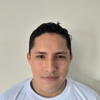 Junior Holguin Burgos