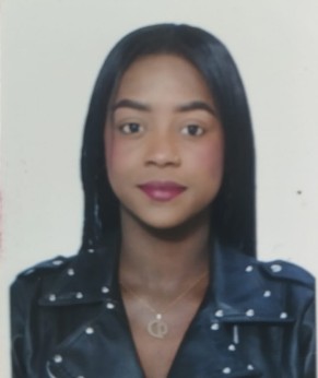 KELLY YOHANA SINESTERRA VALLECILLA